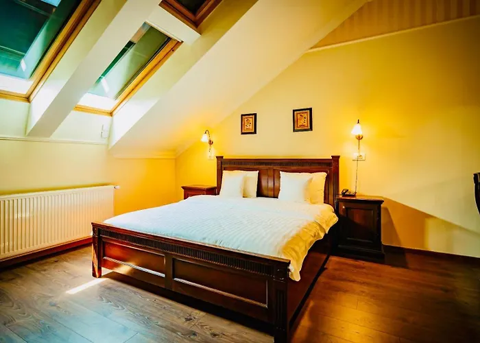 Joy Amber Glow Timişoara